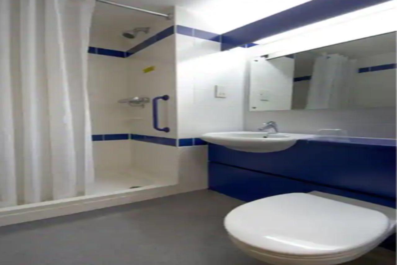 Travelodge Ντάρχαμ Εξωτερικό φωτογραφία